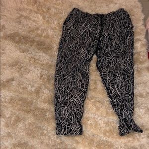 Lululemon Joggers size 6